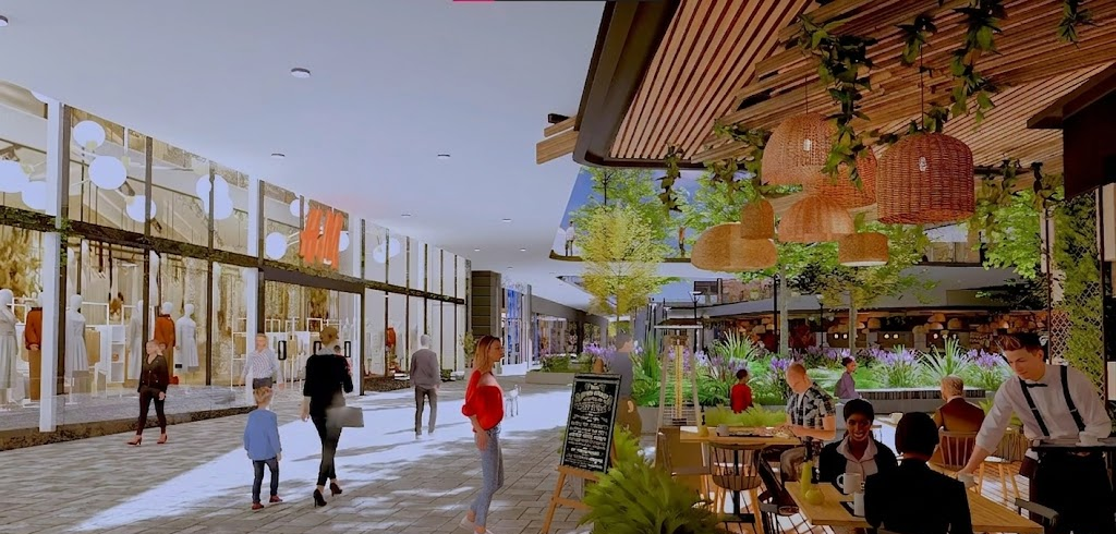 Interior del proyecto del nuevo Real Plaza Trujillo con tiendas, restaurantes y áreas verdes