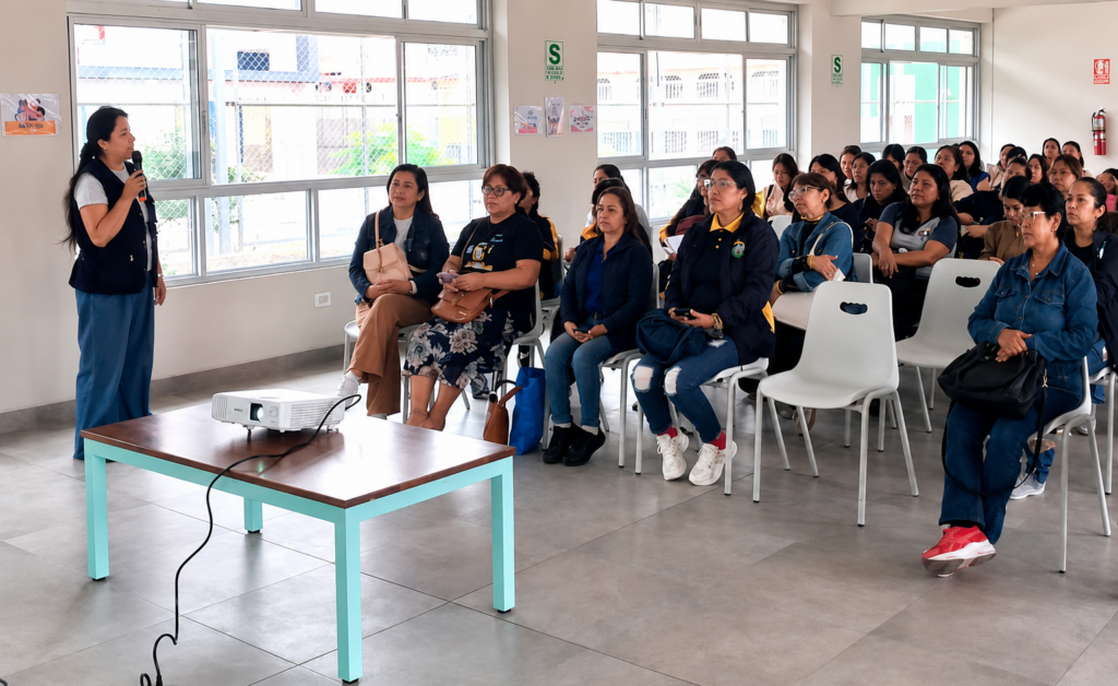 Taller de United Way Perú para docentes de educación inicial en Lima Sur