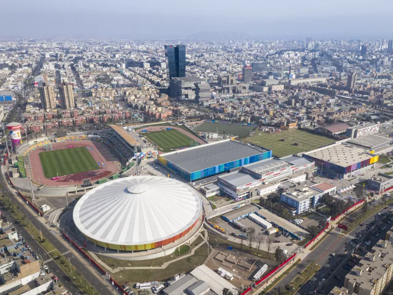 Vista aérea de la Videna, infraestructura deportiva vinculada a Lima 2027 y la gobernanza de los activos públicos.