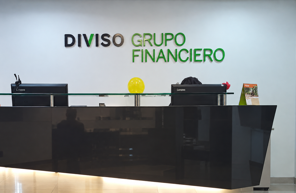 Recepción de Diviso Grupo Financiero en una imagen vinculada a gobernanza financiera, supervisión y gestión de riesgos.